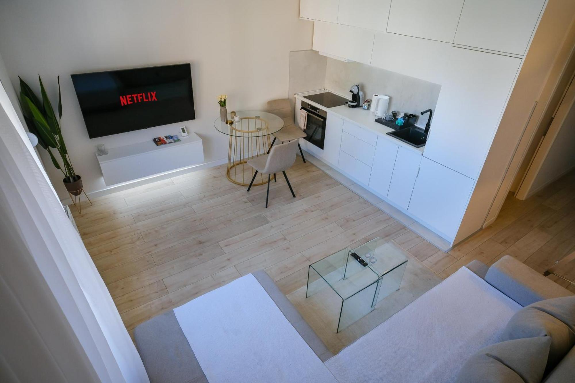 Apartment In Nis, Center! Brand-New Eksteriør billede